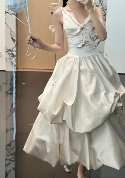 Attractive V Neck Satin Wedding Dress White A-Line Bridal Dress GG6281