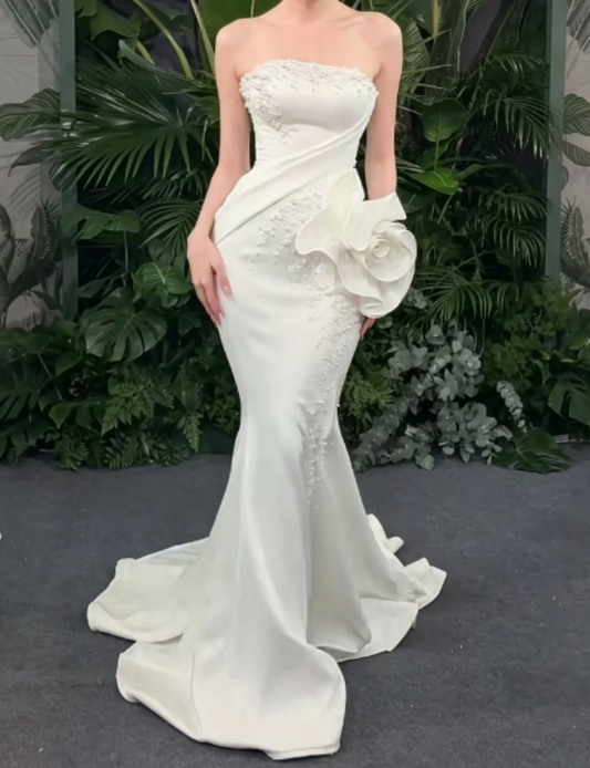 Charming Strapless Beaded Wedding Dress Satin Handmade Flowers Mermaid Bridal Dress GG6287