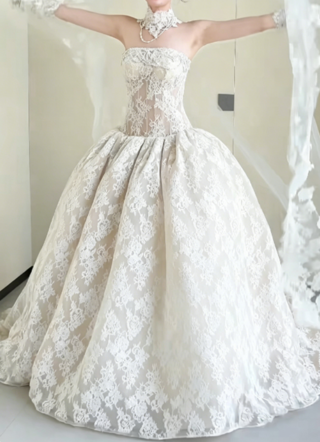 Graceful Strapless White Wedding Dress Lace Tulle A-Line Bridal Dress GG6296