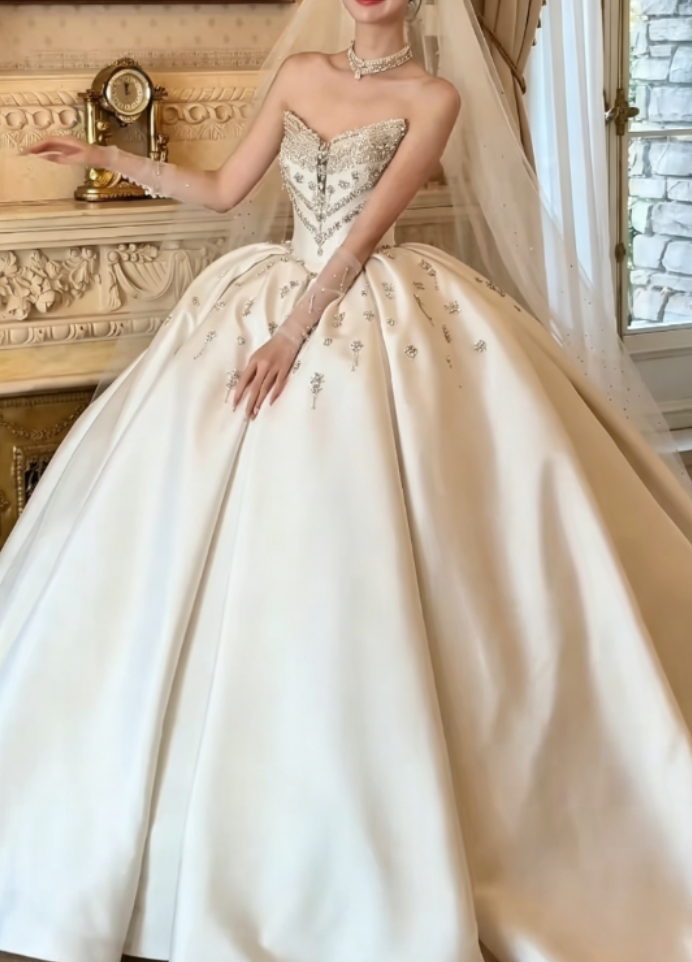 Chic Beaded Satin Wedding Dress White Strapless A-Line Bridal Dress GG6304