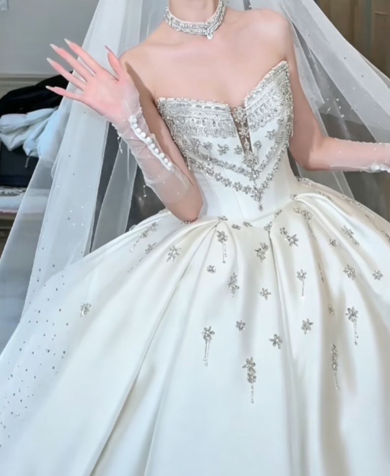 Chic Beaded Satin Wedding Dress White Strapless A-Line Bridal Dress GG6304