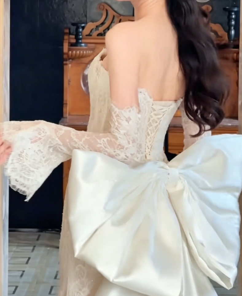 Charming Strapless Lace Wedding Dress With Sleeves Bow Train Mermaid Bridal Dress GG6312