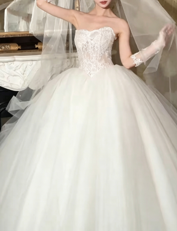 Attractive Strapless Lace Wedding Dress Tulle A-Line Bridal Dress GG6315