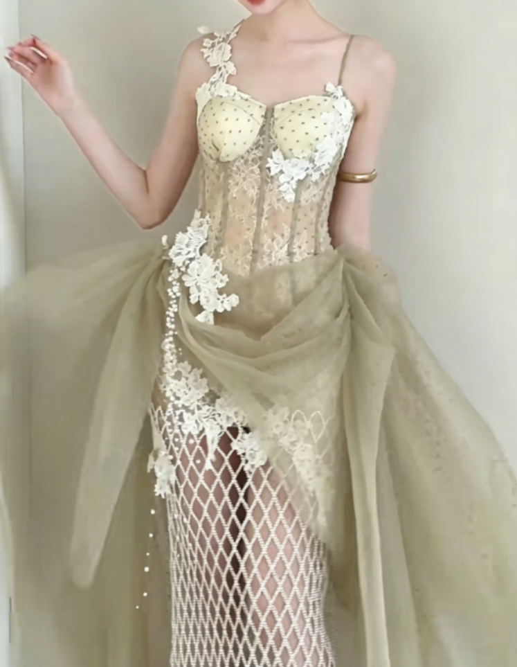 Ornate Spaghetti Straps Green Prom Dress Green Tulle Mesh Sheath Evening Dress GG6324