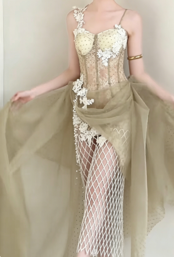 Ornate Spaghetti Straps Green Prom Dress Green Tulle Mesh Sheath Evening Dress GG6324