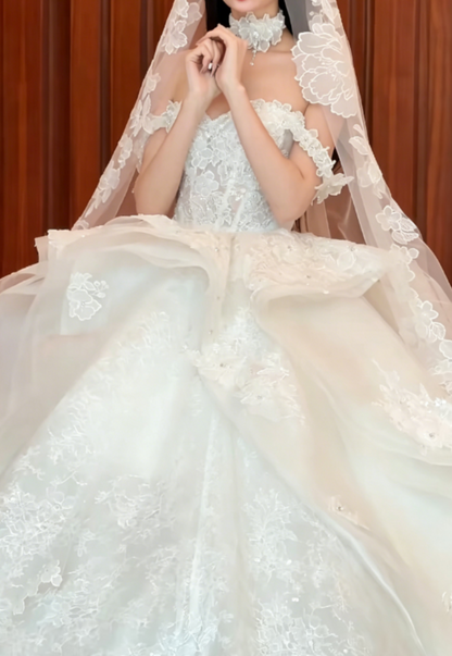 Charming Off-Shoulder White Wedding Dress Appliques Sequins A-Line Bridal Dress GG6348