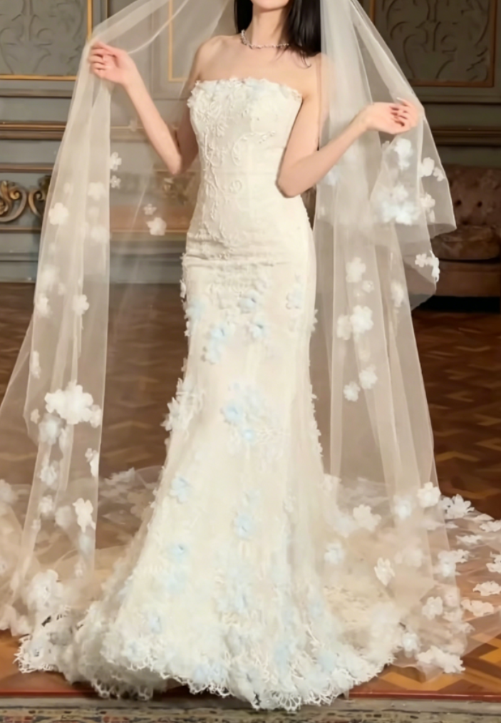 Graceful Strapless White Prom Dress Lace Appliques Mermaid Evening Dress GG6379