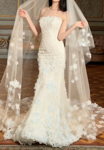 Graceful Strapless White Prom Dress Lace Appliques Mermaid Evening Dress GG6379