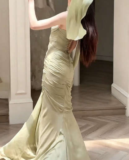 Sleek Strapless Green Prom Dress With Scarf Ruched Sheath Evening Dress GG6392