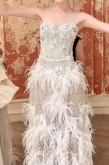 Luxury Strapless White Wedding Dress Beading Feather A-Line Bridal Dress GG6395