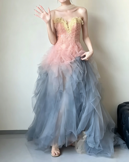 Charming Strapless Sequins Gradient Prom Dress With Scarf Ruffles Tulle A-Line Evening Dress GG6431