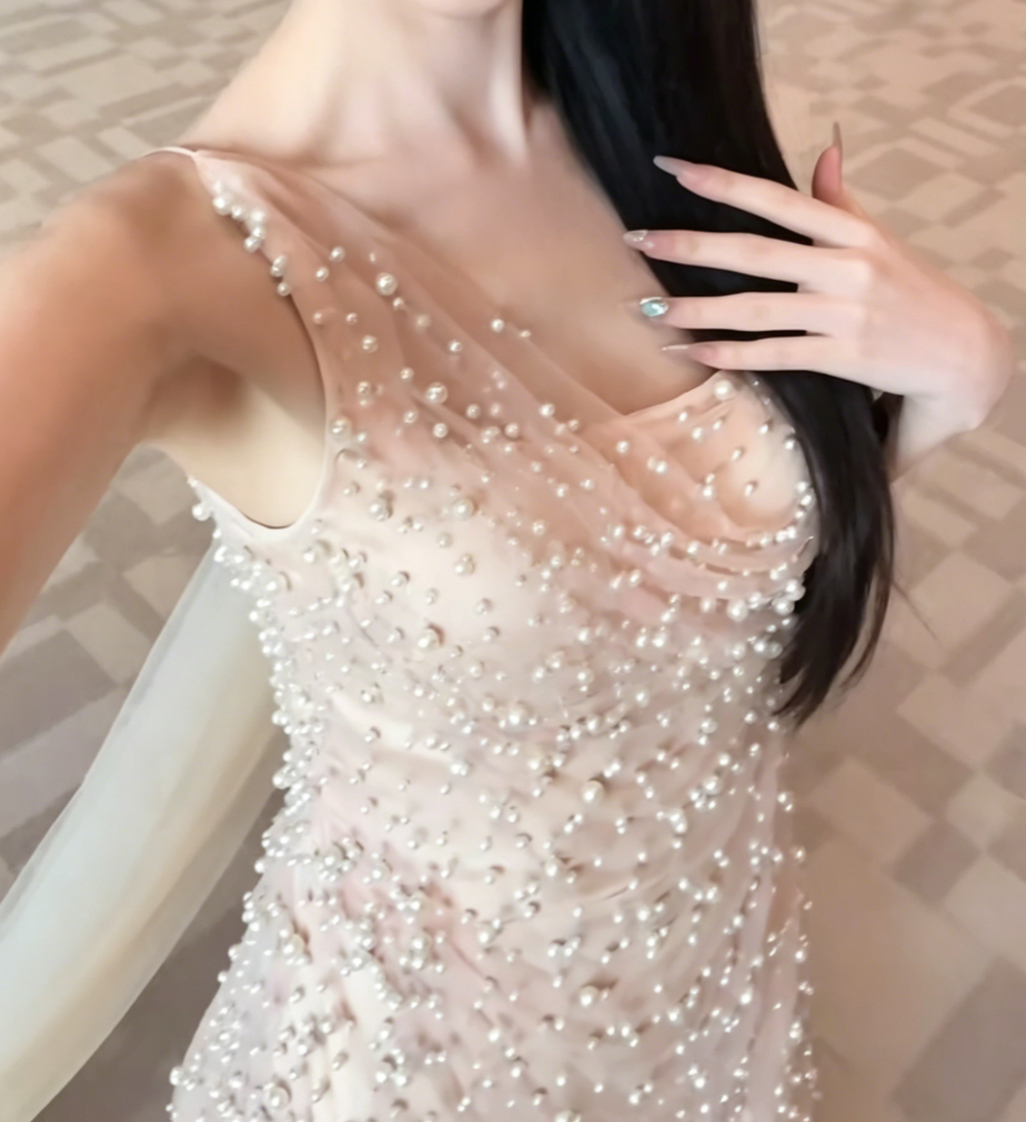 Attractive Asymmetric Neck Ivory Prom Dress Beads Sheath Evening Dress GG6434
