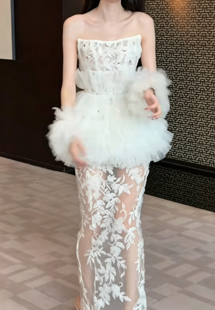 Trendy Strapless Slit Wedding Dress Crystals Tulle Sheath Bridal Dress GG6440