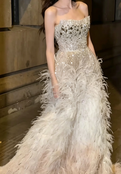 Charming Strapless Slit Silver Prom Dress Sequins Rhinestones Feather A-Line Evening Dress GG6447