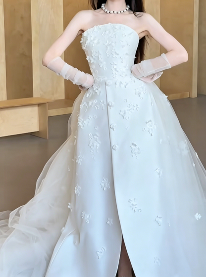 Charming Strapless Wedding Dress Appliques High Slit A-Line Bridal Dress GG6472