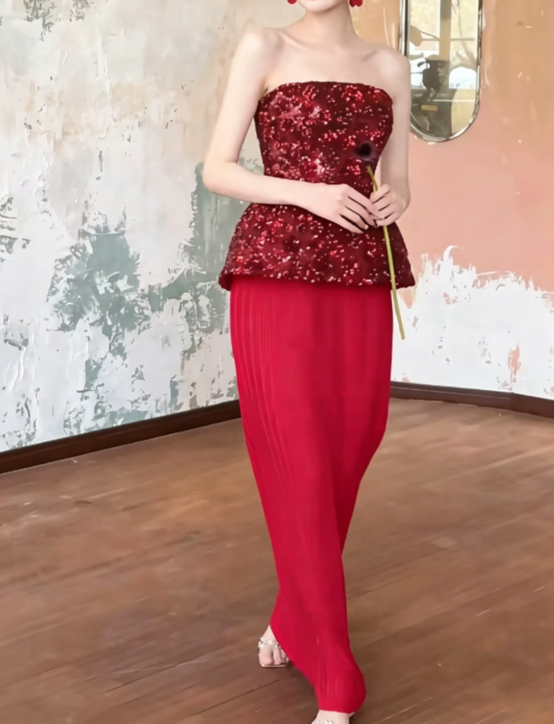 Luxurious Strapless Pleated Long Prom Dress Bow Red Sequins Sheath Evening Dress GG6476