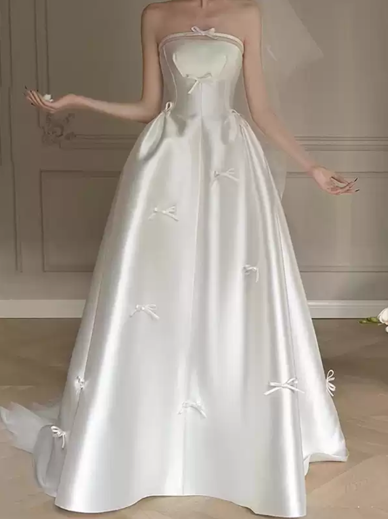 Unique Strapless White Wedding Dress Satin Bows A-Line Bridal Dress GG6492