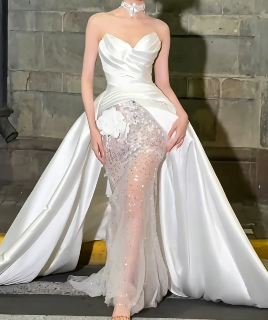 Romantic Strapless Satin Wedding Dress Handmade Flower Beaded A-Line Bridal Dress GG6569