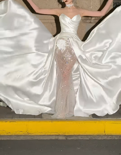 Romantic Strapless Satin Wedding Dress Handmade Flower Beaded A-Line Bridal Dress GG6569