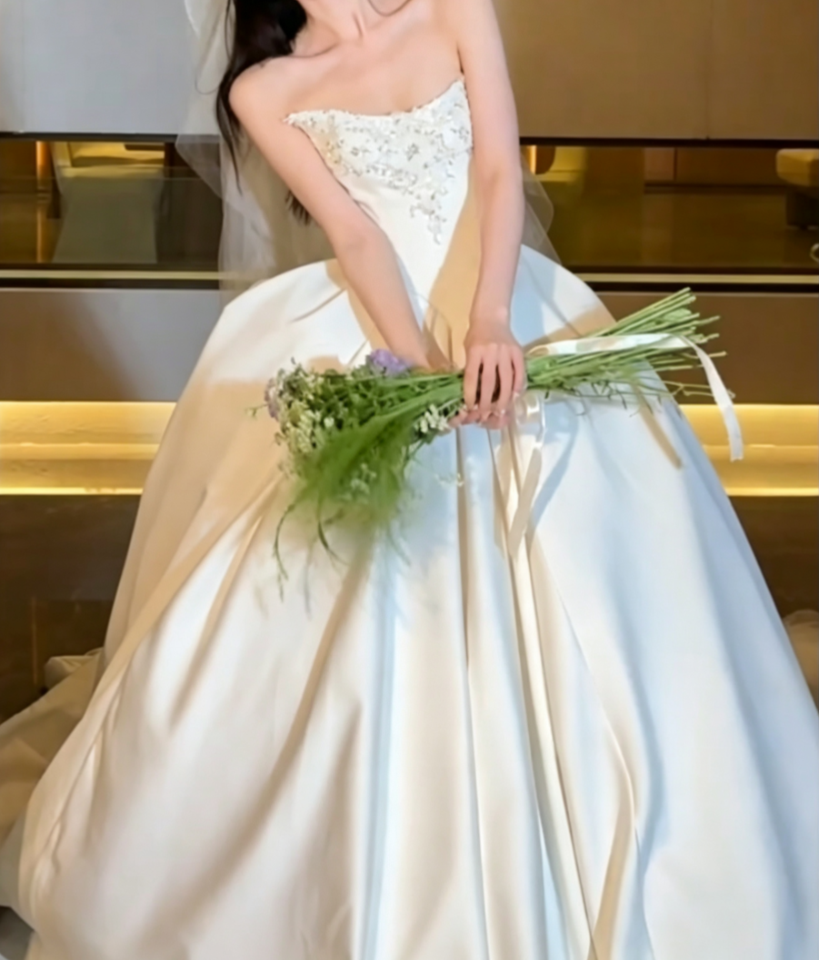 Chic Strapless Wedding Dress Beaded Satin A-Line Bridal Dress GG6598
