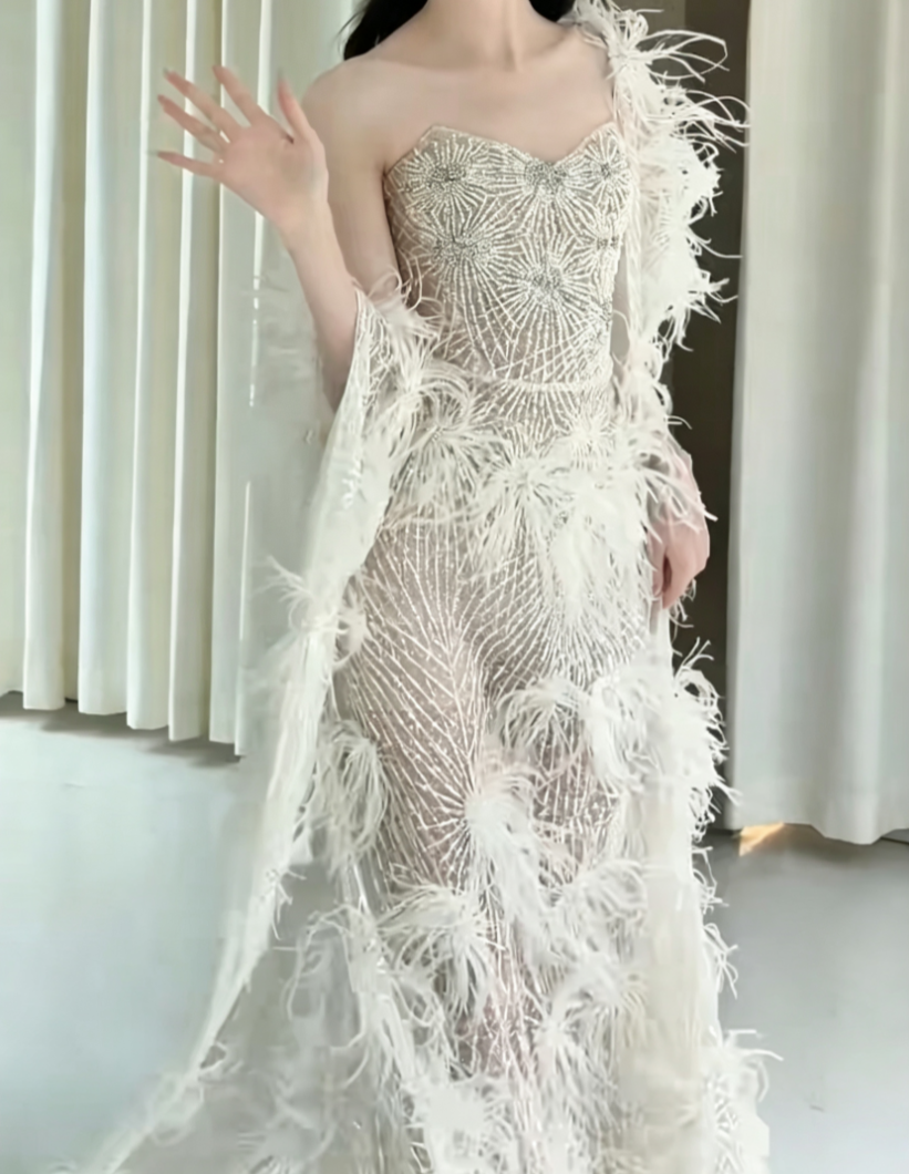 Playful Strapless Beaded Wedding Dress Feather A-Line Bridal Dress GG6607
