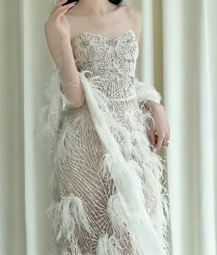 Playful Strapless Beaded Wedding Dress Feather A-Line Bridal Dress GG6607