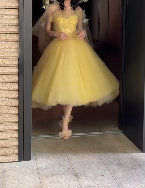 Adorable Strapless Yellow Prom Dress Tulle Beading A-Line Evening Dress GG6632