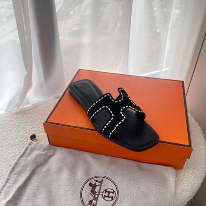 HERMES ORAN SANDAL NOIR H232161ZV02350