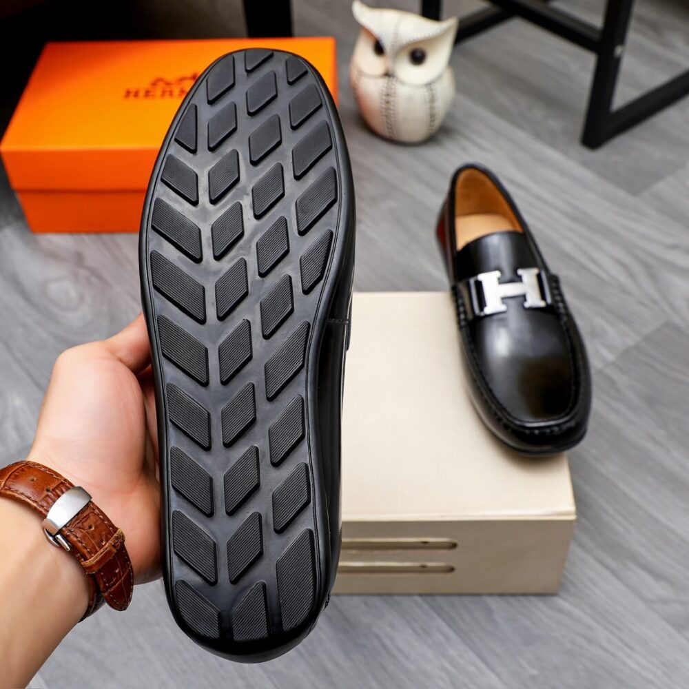 Hermes Men’S Loafer Moccasin Polish Leather With H Silver In Black