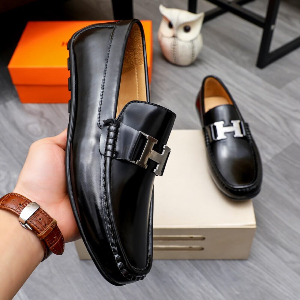 Hermes Men’S Loafer Moccasin Polish Leather With H Silver In Black