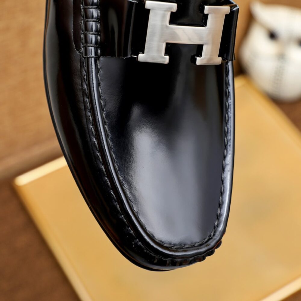 Hermes Men’S Loafer Moccasin Polish Leather With H Silver In Black