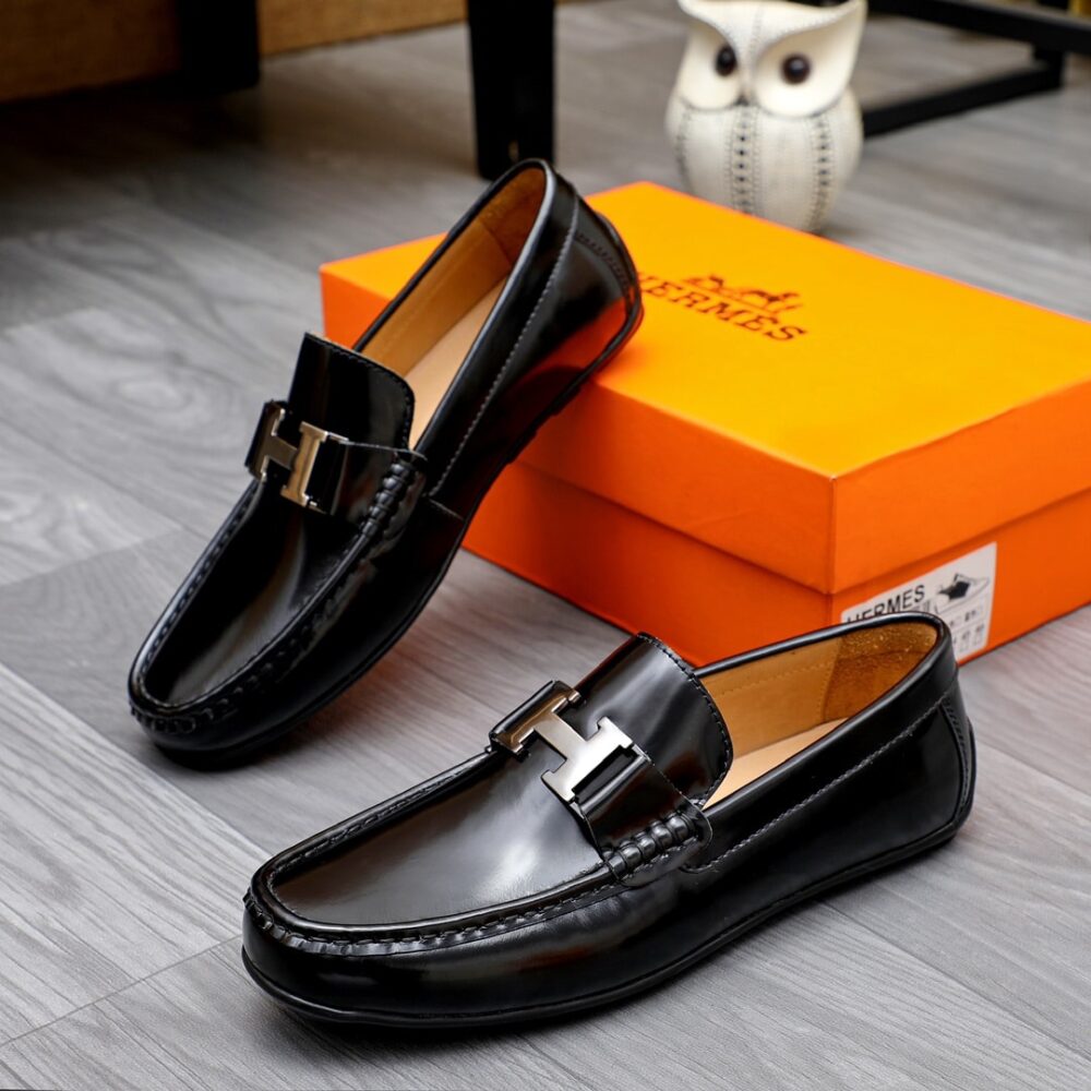 Hermes Men’S Loafer Moccasin Polish Leather With H Silver In Black
