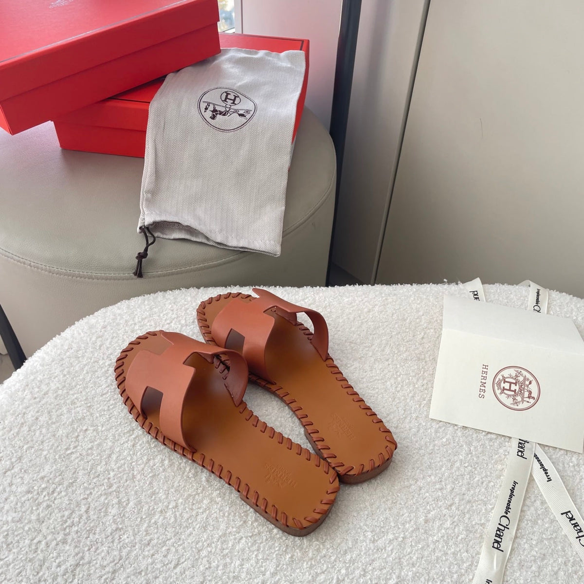 HERMÈS ORAN SANDALS STITCHING IN BROWN