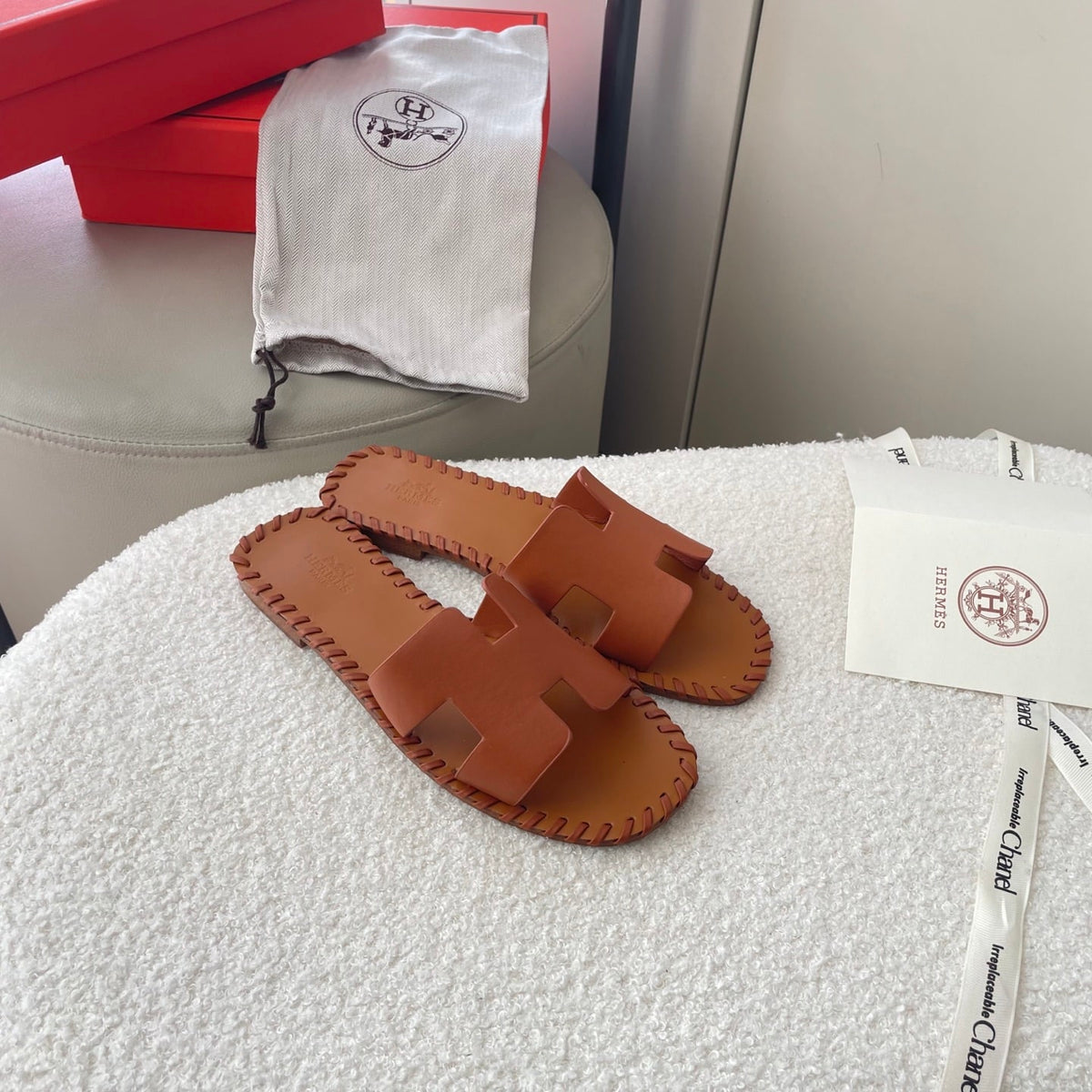 HERMÈS ORAN SANDALS STITCHING IN BROWN