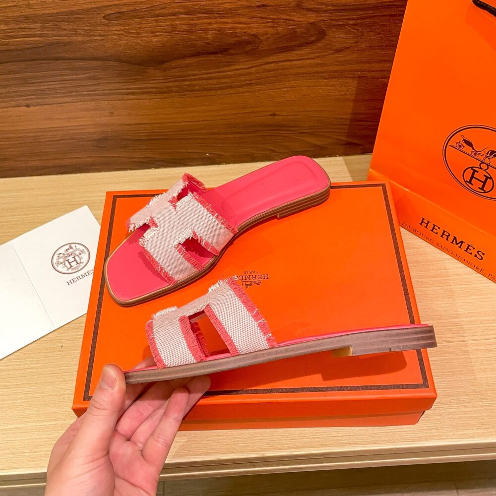 Hermes Oran Sandal Pink H231095Z C5350