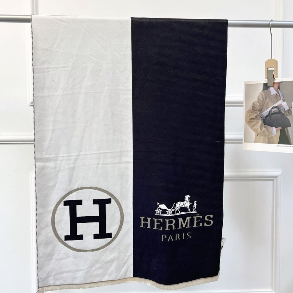 Hermes H Letter Cashmere Muffler Black
