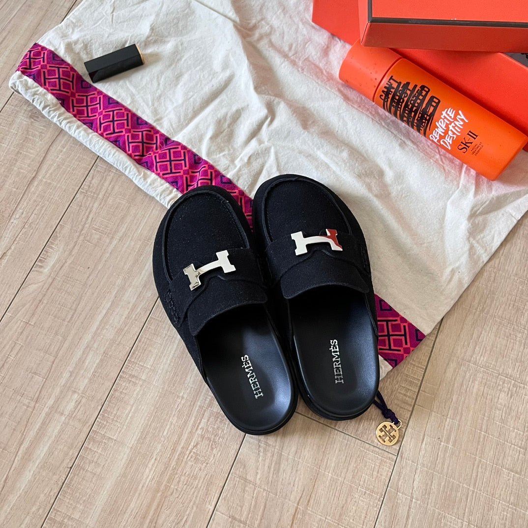 HERMÈS GO MULE H SANDAL IN BLACK