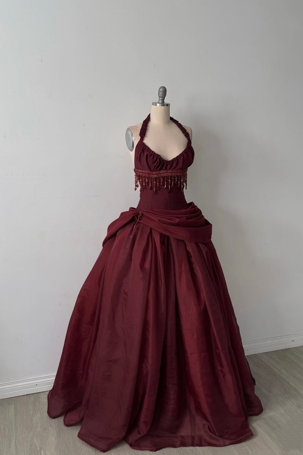 Burgundy vintage long beaded dress gh6643