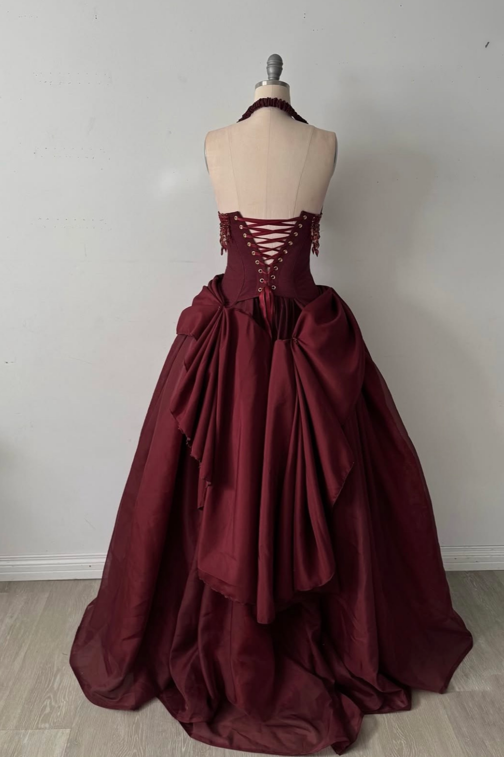 Burgundy vintage long beaded dress gh6643