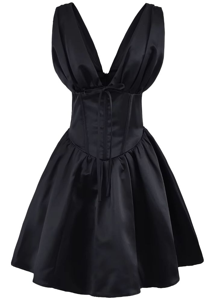 Simple Deep V A Line Homecoming Dress Black Birthday Outfits  Y9020