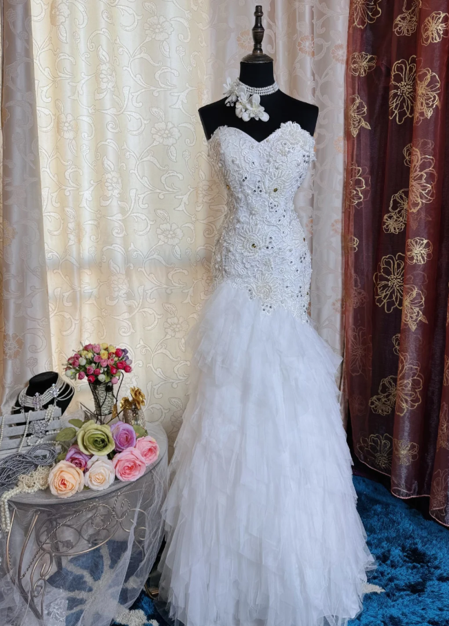 Glamorous Strapless White Lace Appliques Beaded Mermaid Long Evening Dress Birthday Prom Dress SP1615