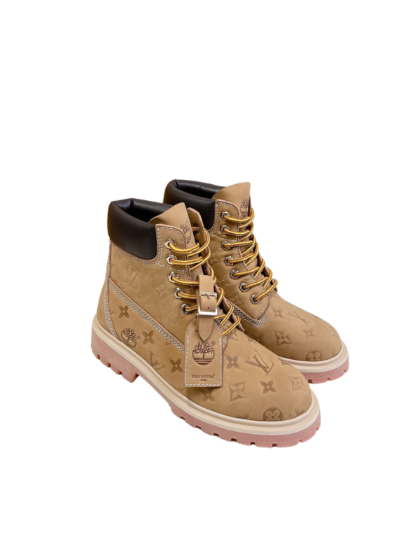 LV WOMEN’S BOOTS
