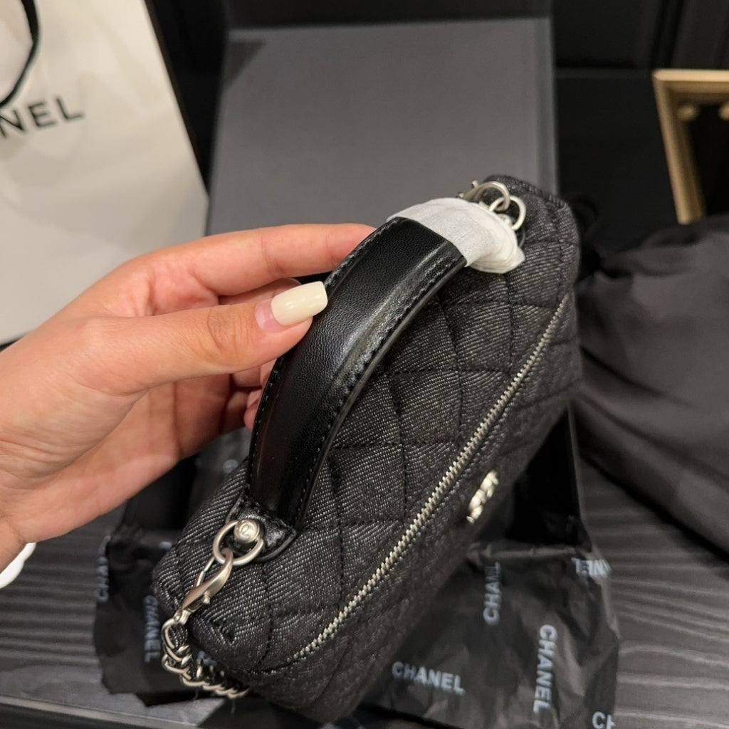 Chanel Classic Vanity With Chain Silver Tone Denim Black 19cm