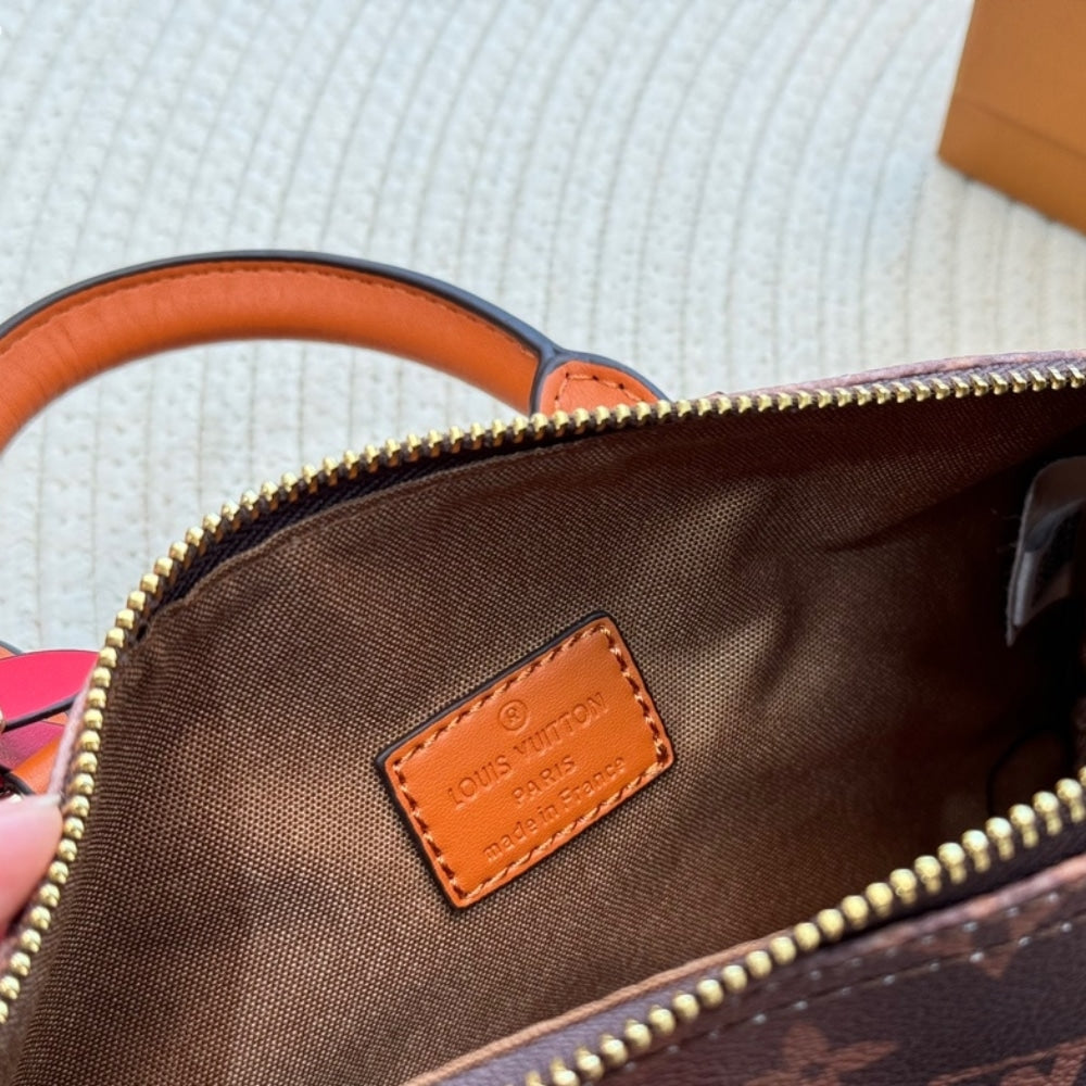Louis Vuitton Keepall Bandoulière 25 Monogram Dust Coated Canvas Brown 25Cm M11542