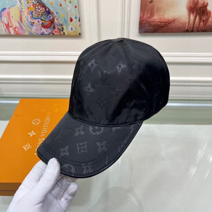 Louis Vuitton Monogram Cap Black