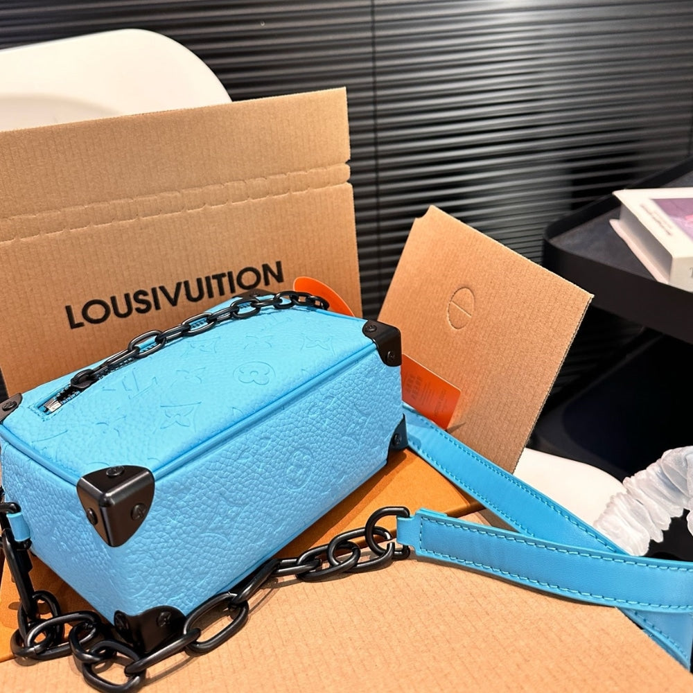 Louis Vuitton Mini Soft Trunk Turquoise 18Cm M11673