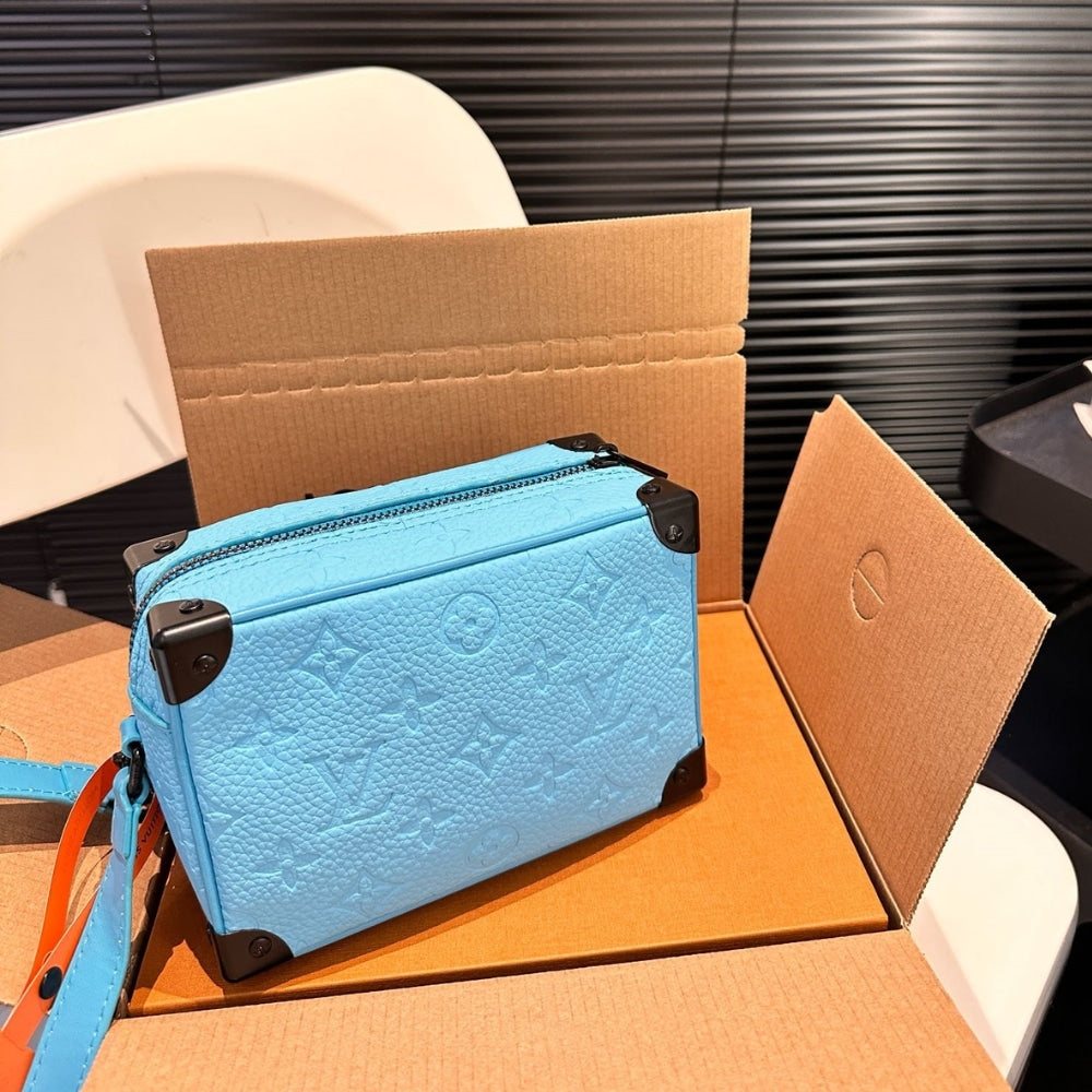 Louis Vuitton Mini Soft Trunk Turquoise 18Cm M11673