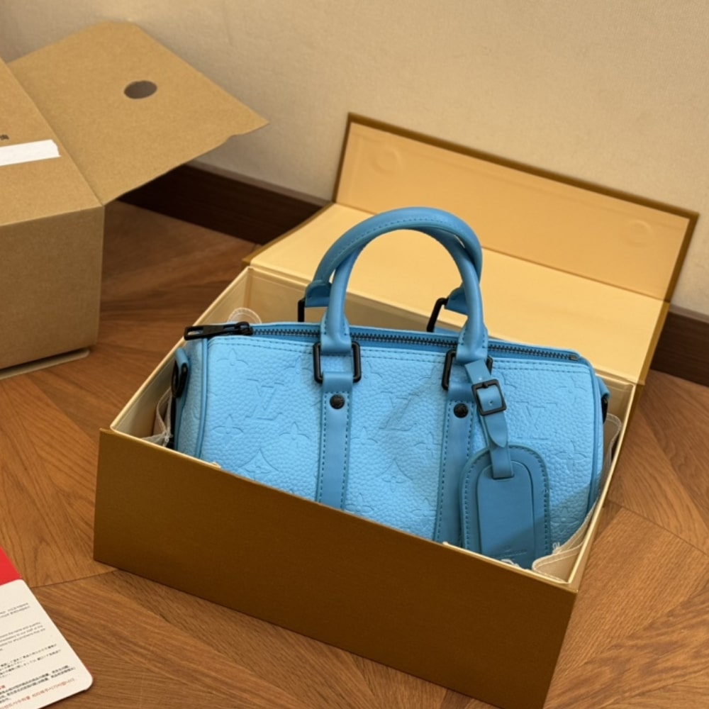 Louis Vuitton Keepall Bandoulière 25 Turquoise 25Cm M11996