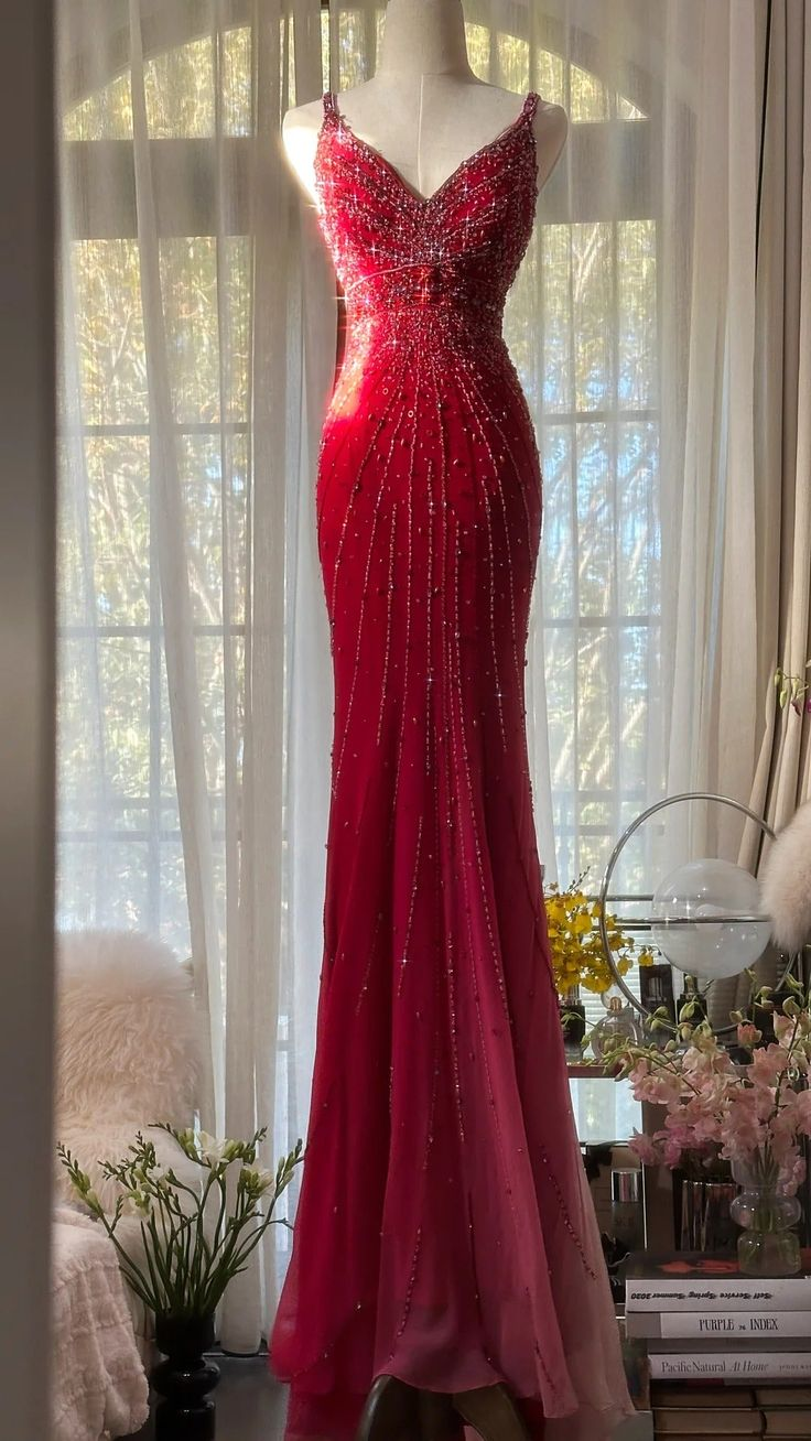 Gorgeous Spaghetti Straps Red Chiffon Beaded Mermaid Long party Dress Evening Gown