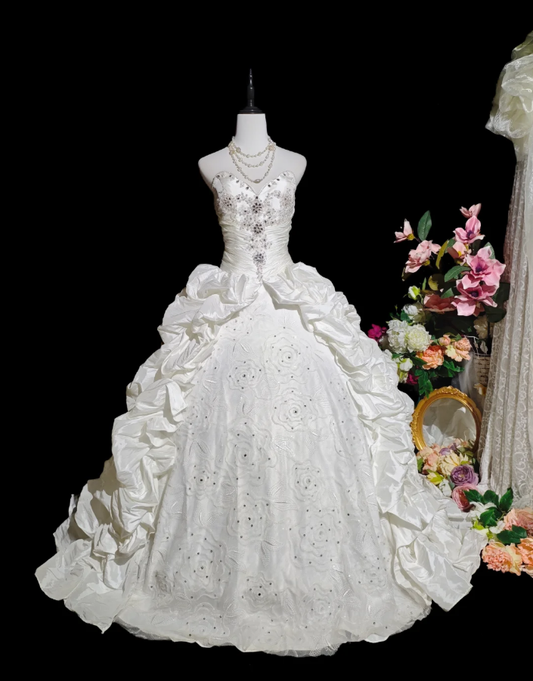 Retro Strapless Satin Pleated Beaded Ball Gown White Birthday Quinceanera Dress